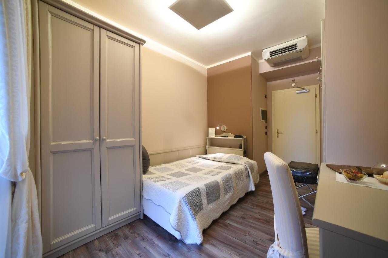 Hotel Lilla' Terlago Bagian luar foto