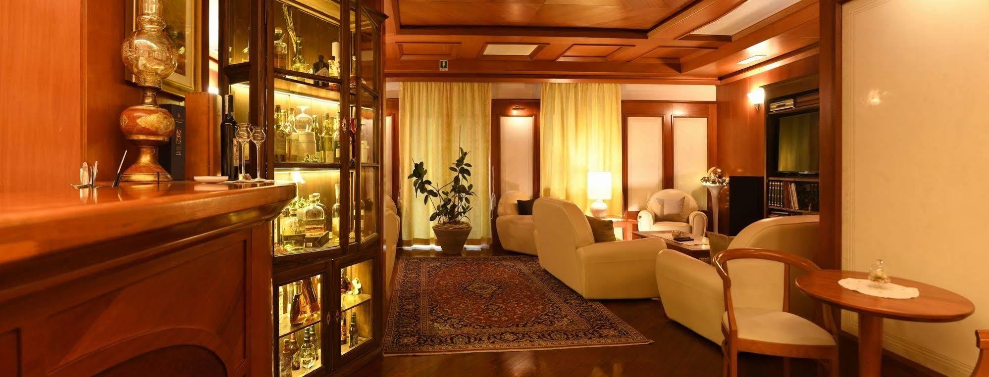 Hotel Lilla' Terlago Bagian luar foto