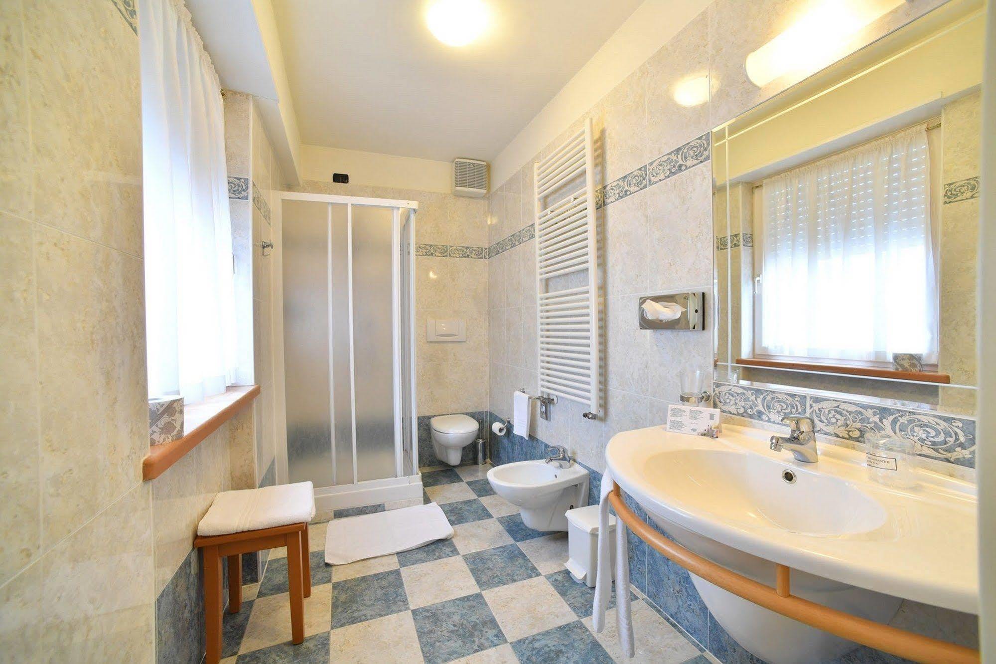 Hotel Lilla' Terlago Bagian luar foto