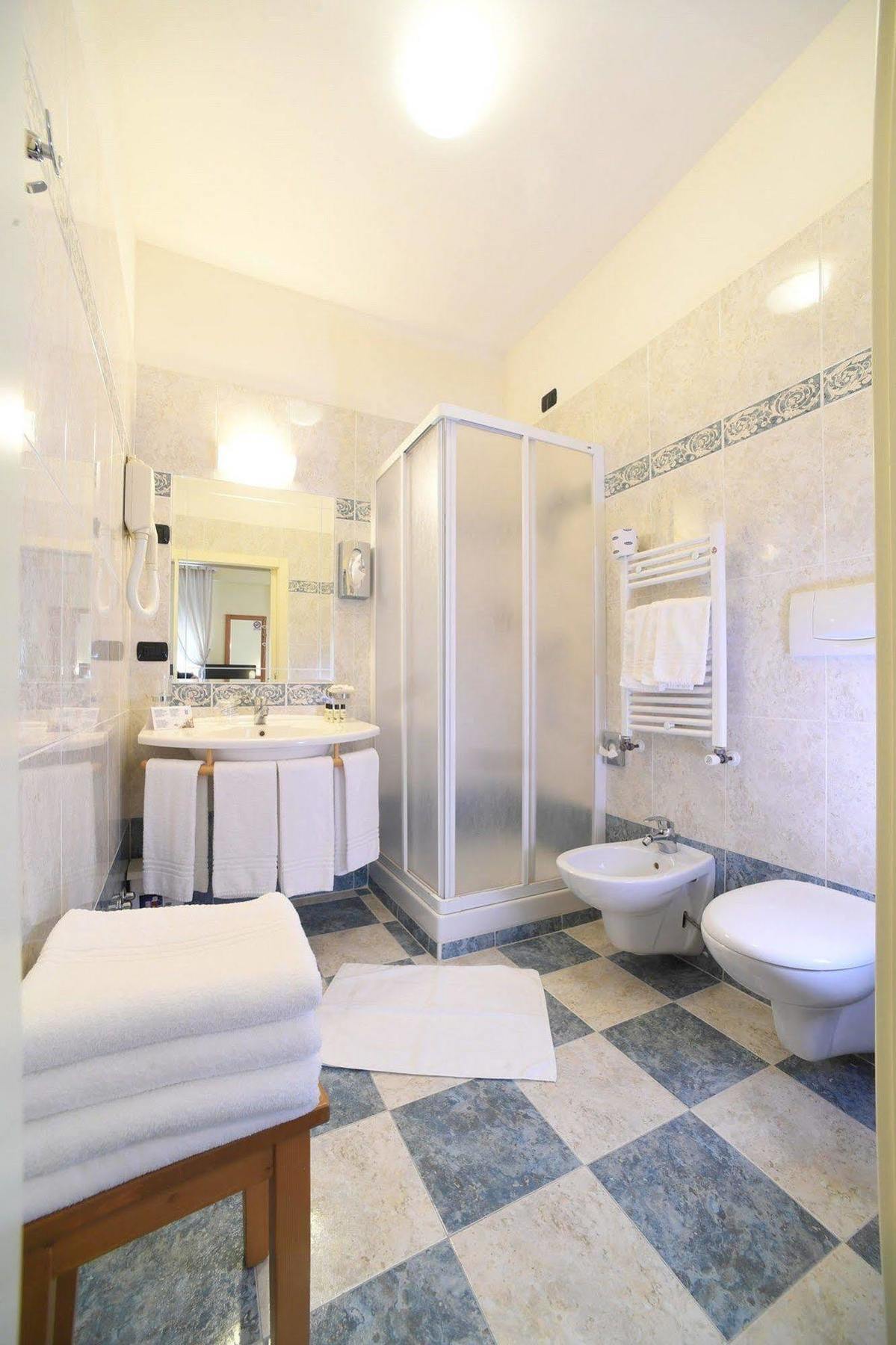 Hotel Lilla' Terlago Bagian luar foto